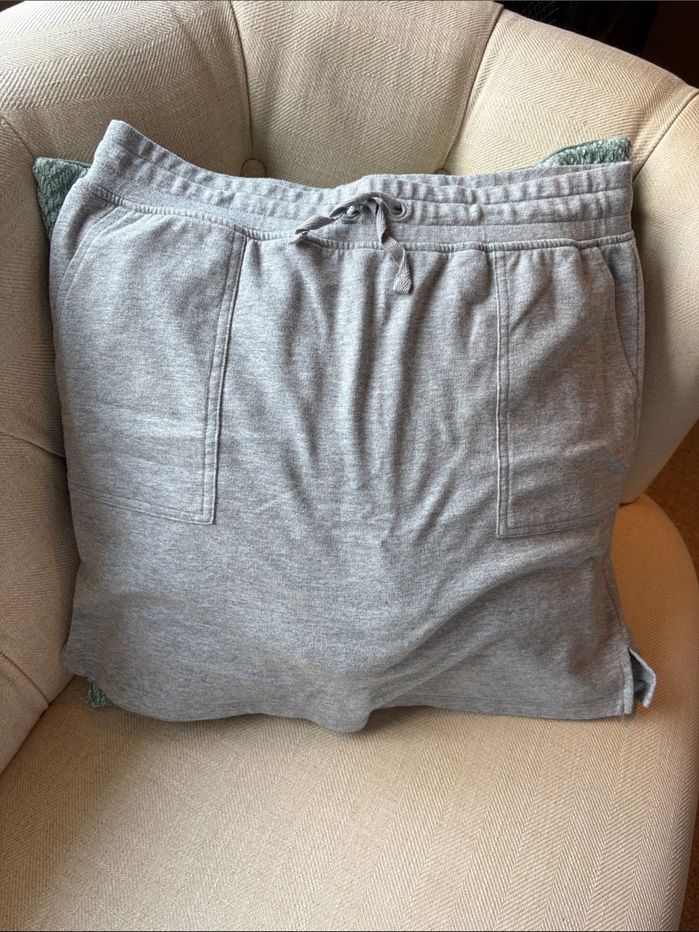 Casual Women's Gray Drawstring Skort with Front Pockets